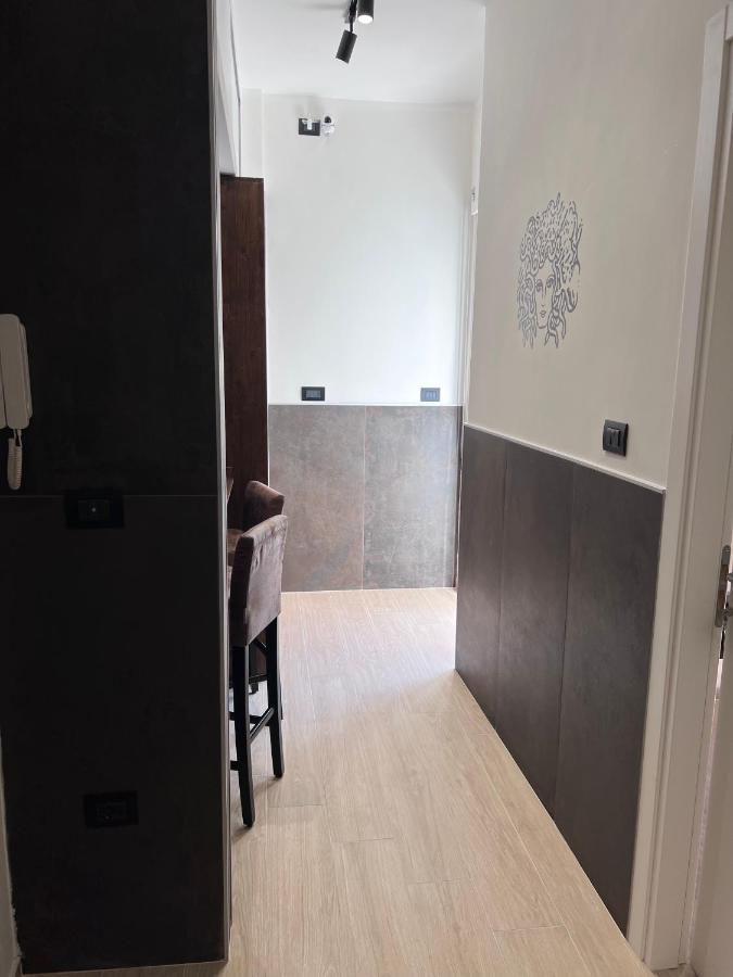 נאפולי Medusa Duomo Guest House מראה חיצוני תמונה
